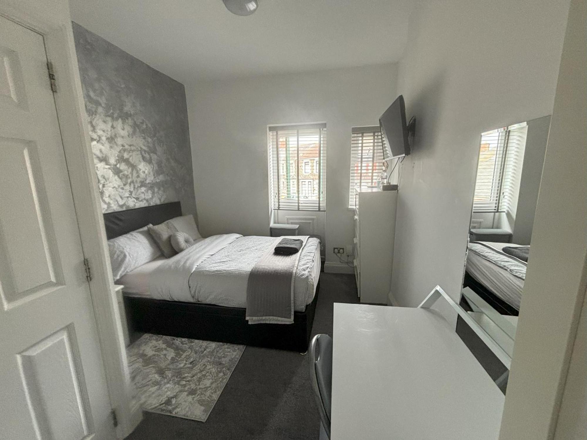 Copperfield Homestay Cardiff Eksteriør bilde
