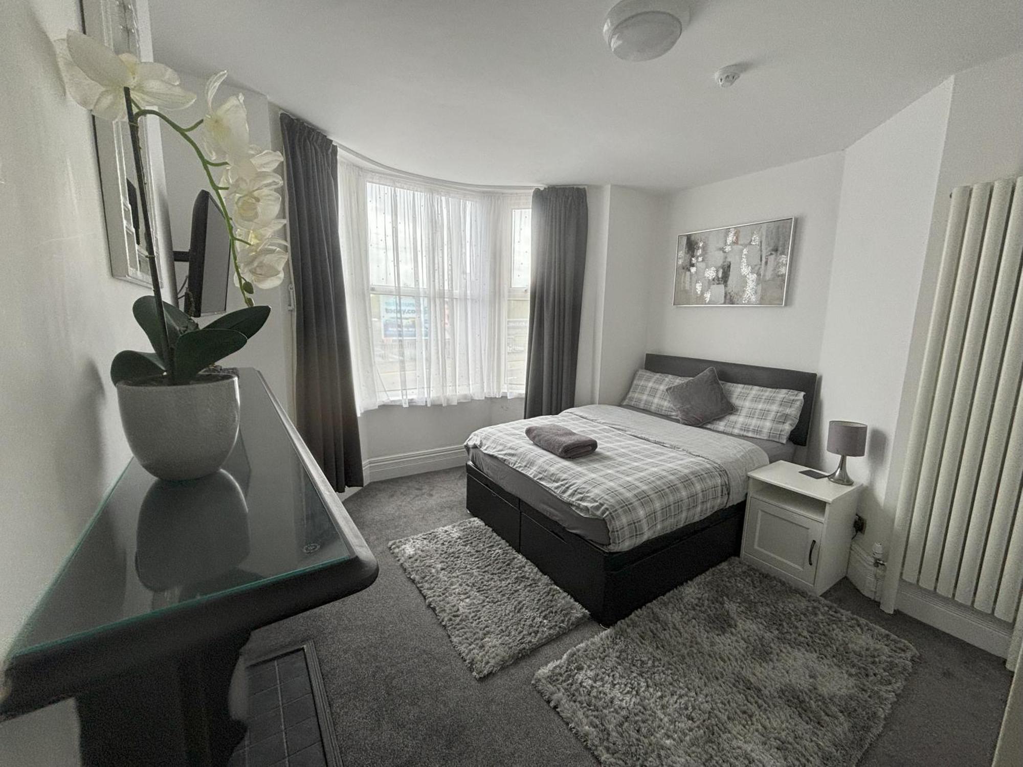 Copperfield Homestay Cardiff Eksteriør bilde