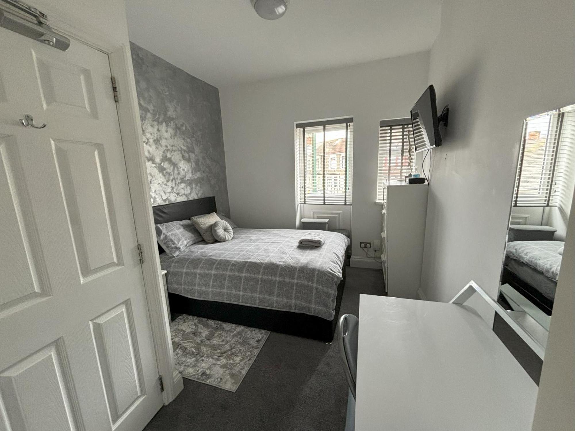 Copperfield Homestay Cardiff Eksteriør bilde