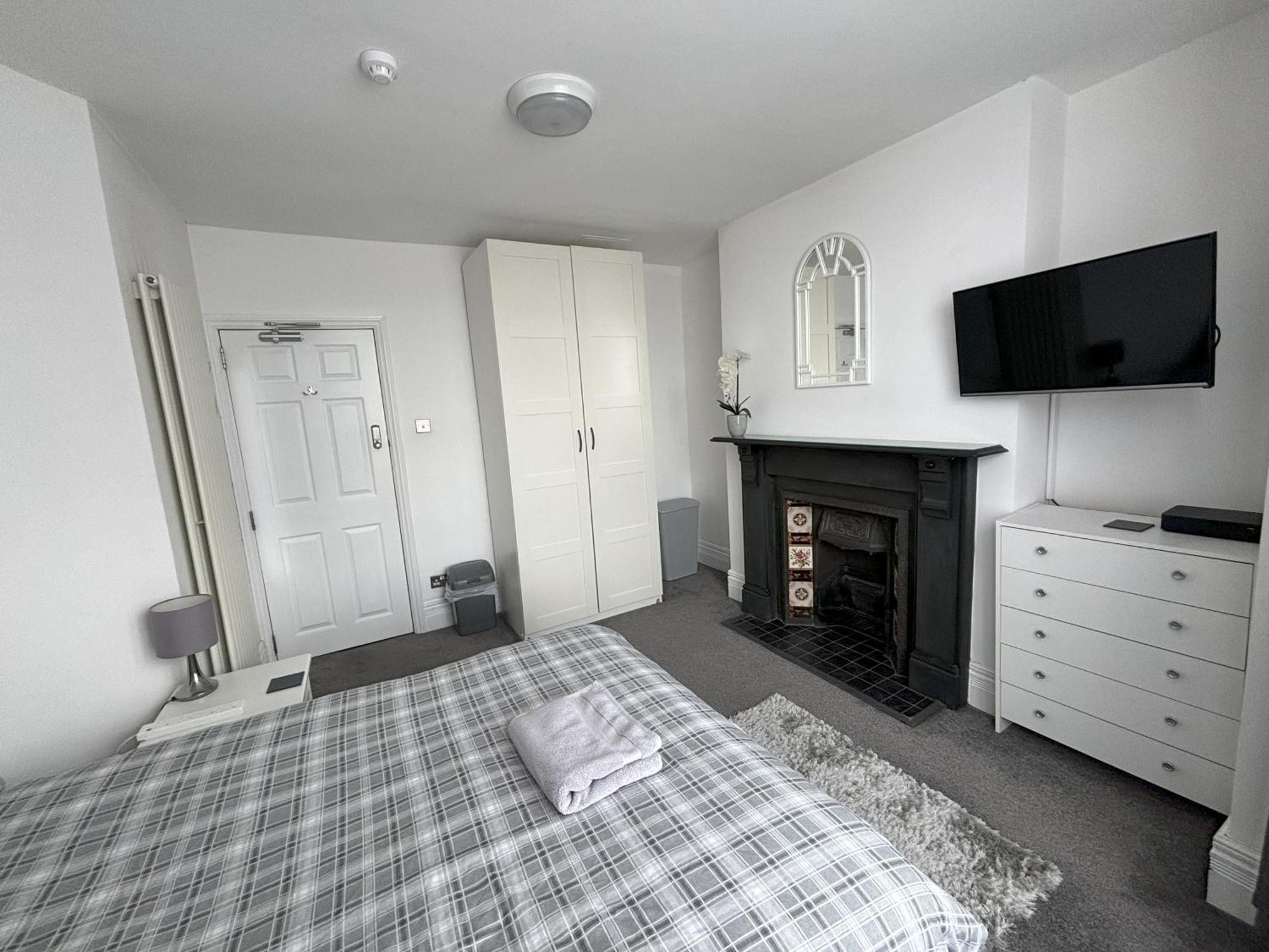Copperfield Homestay Cardiff Eksteriør bilde